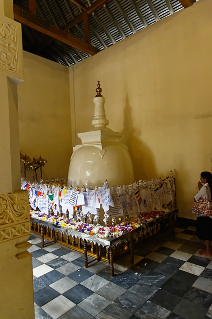 Kandy-Temple de la dent-038